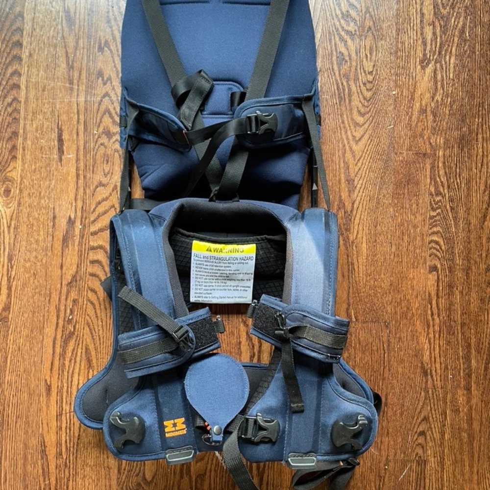 MiniMeis Child Shoulder Carrier - Navy - Complete - Excellent Condition